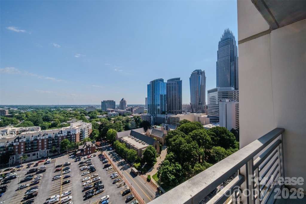 333 W Trade Street - Photo 45