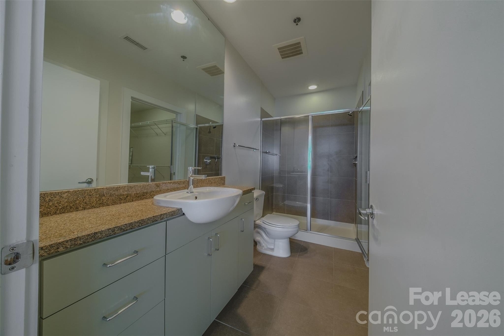 333 W Trade Street - Photo 22
