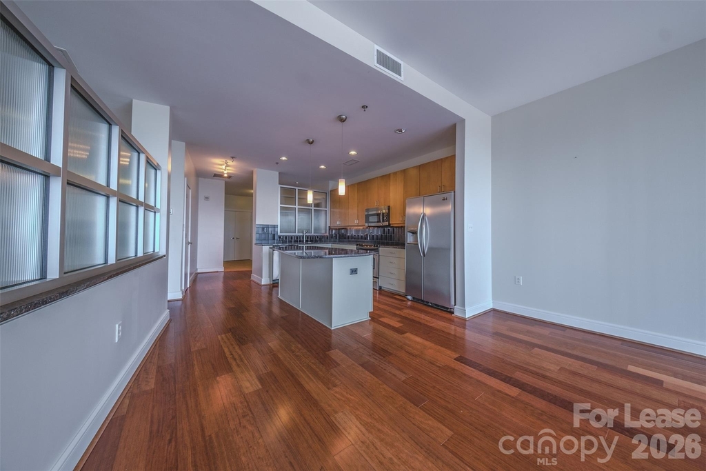333 W Trade Street - Photo 13
