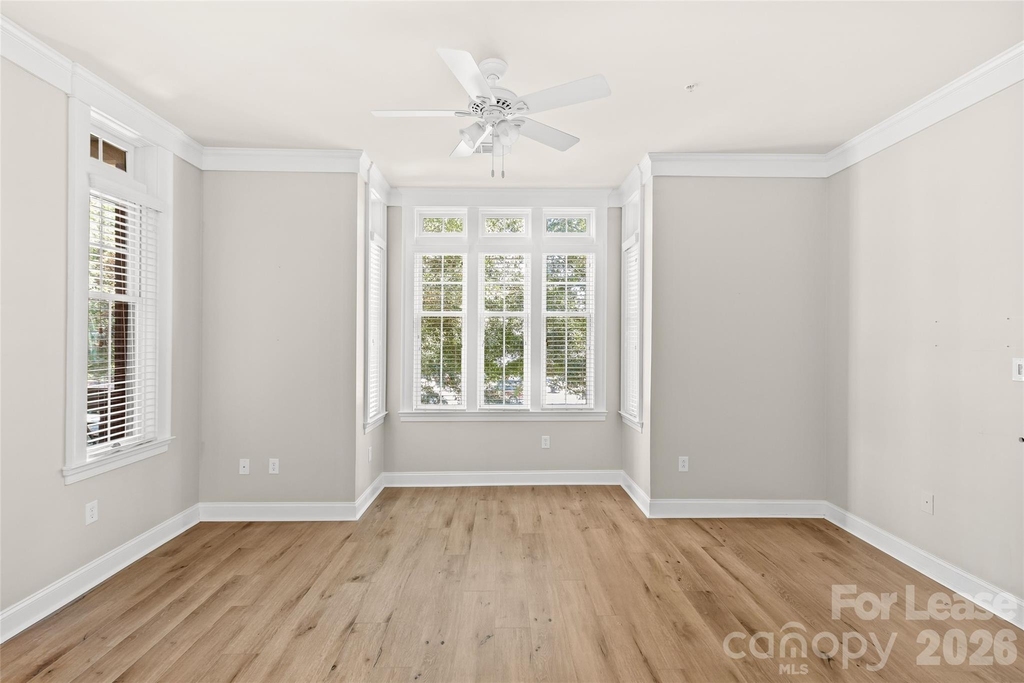 2810 Selwyn Avenue - Photo 13