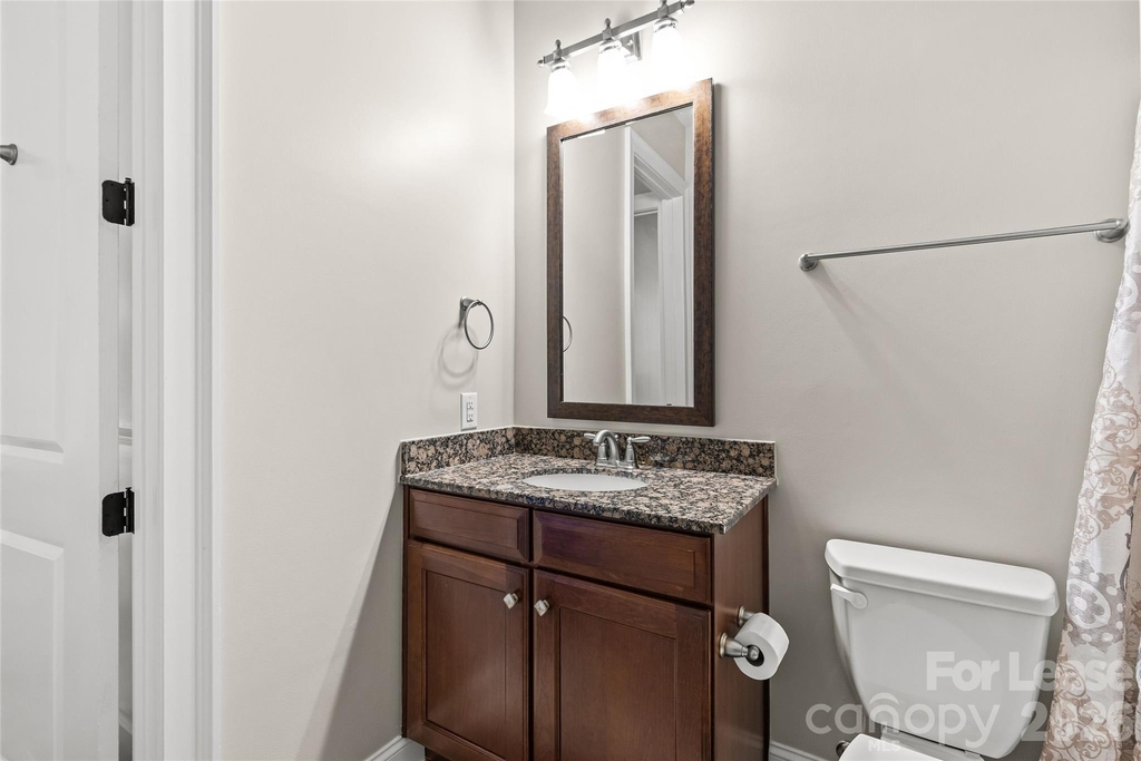 2810 Selwyn Avenue - Photo 24