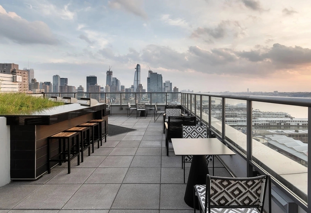 606 West 57th Street - Photo 5