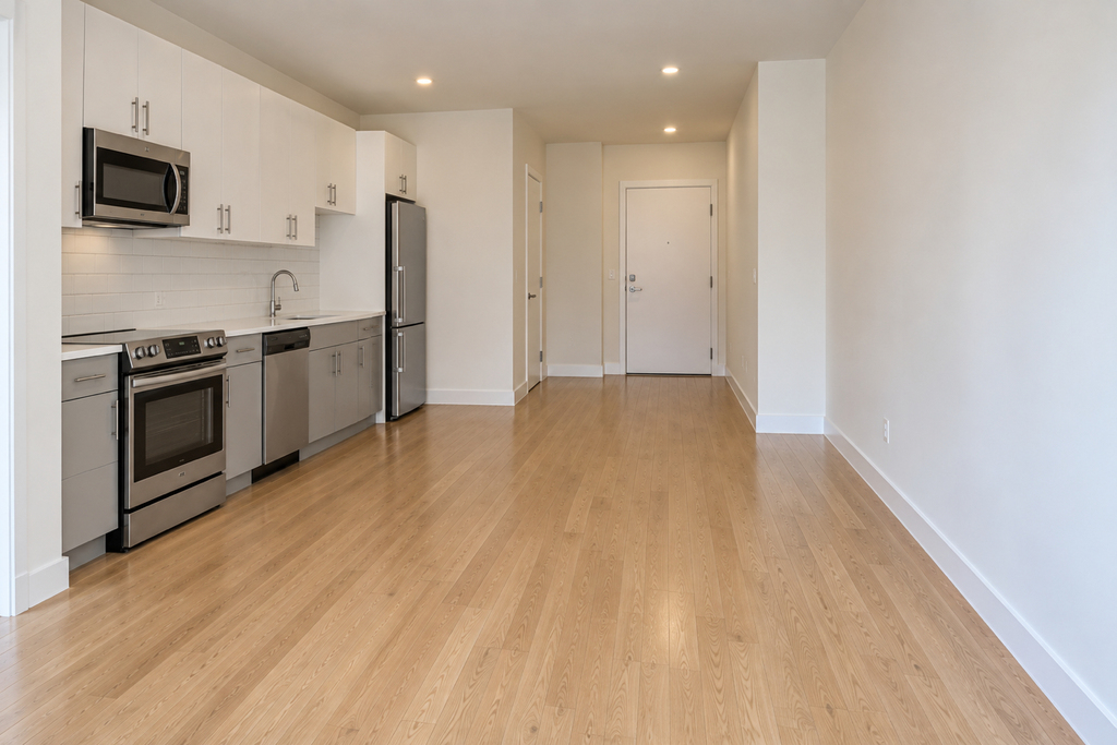 166 East 34th Street - Photo 3