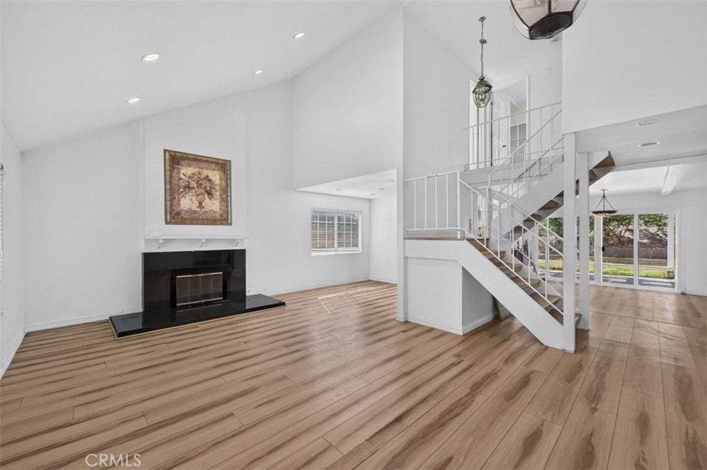 3335 White Cloud - Photo 1