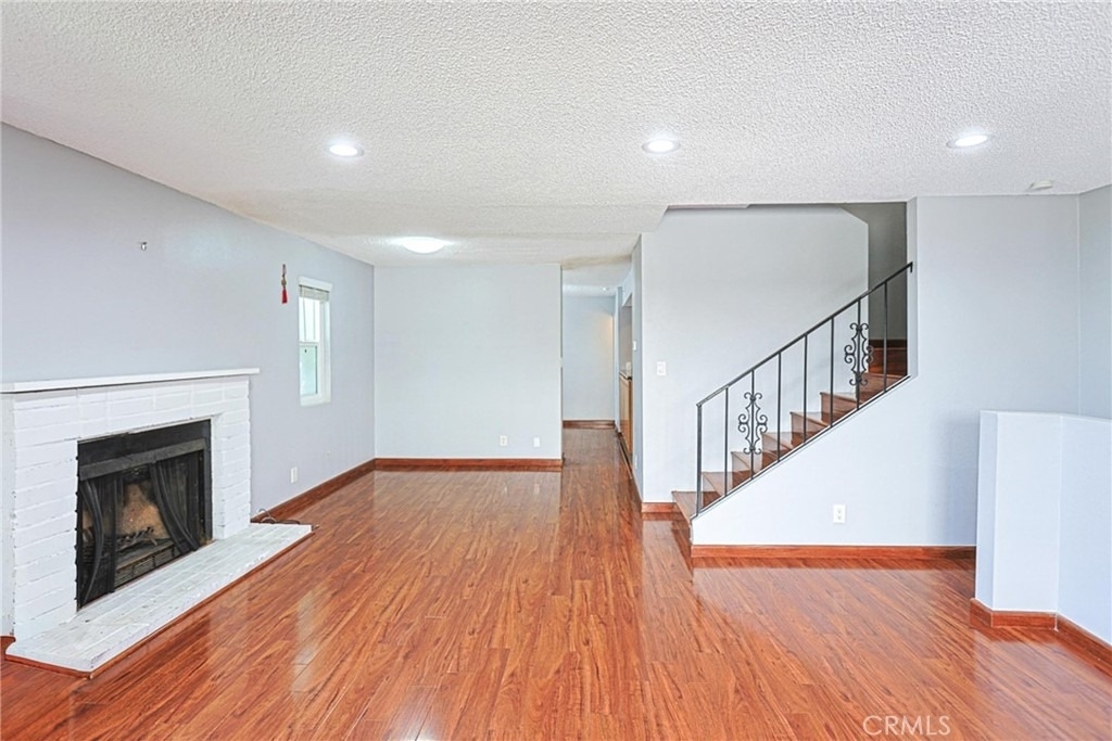 332 Pomelo Avenue - Photo 4