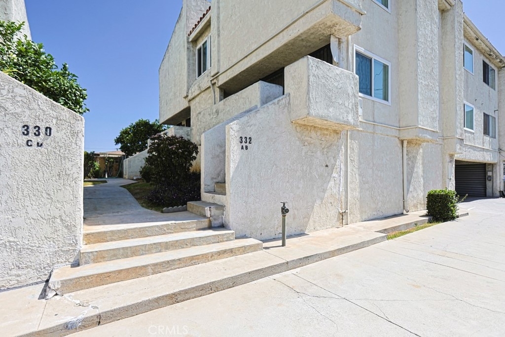 332 Pomelo Avenue - Photo 3