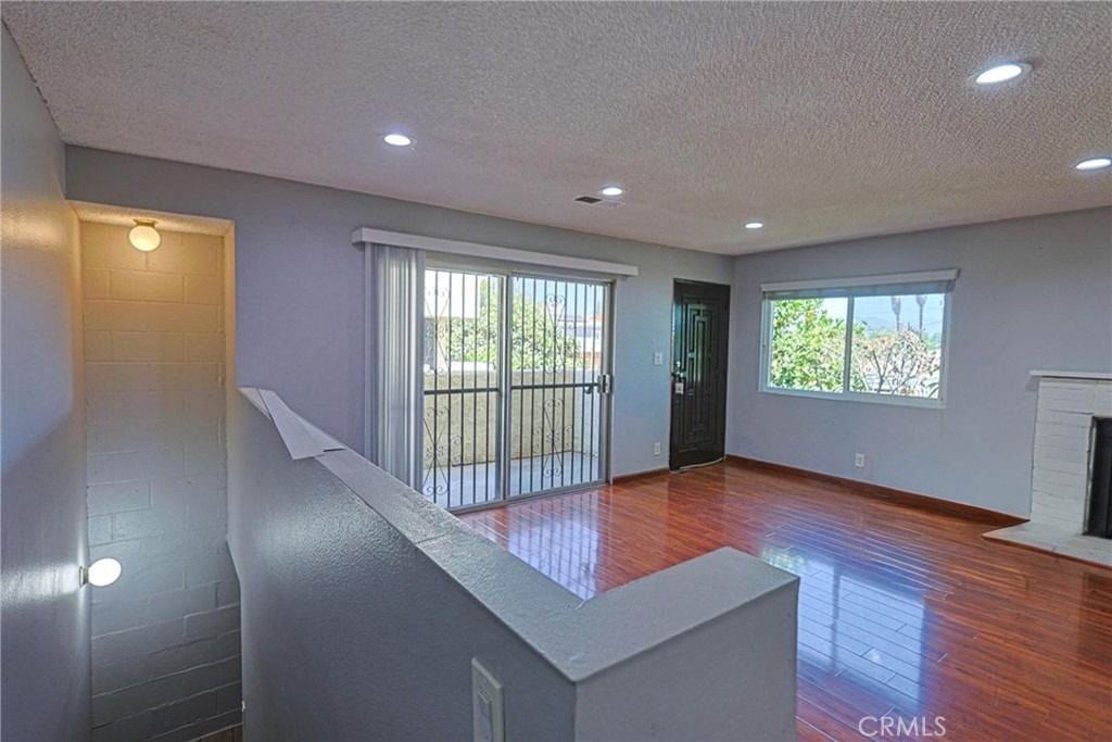 332 Pomelo Avenue - Photo 9