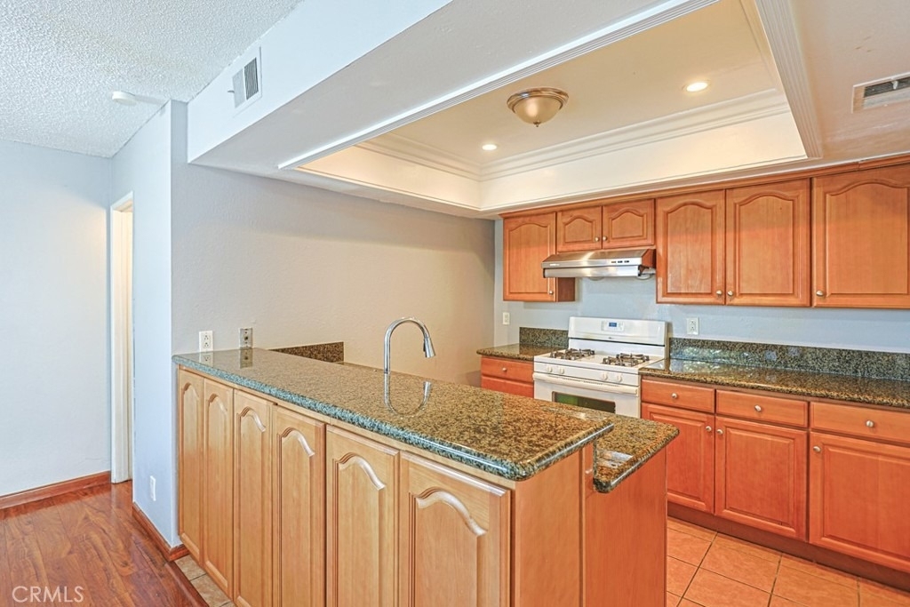 332 Pomelo Avenue - Photo 10