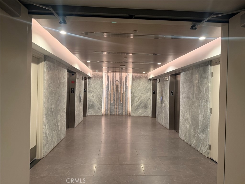 877 Francisco - Photo 11