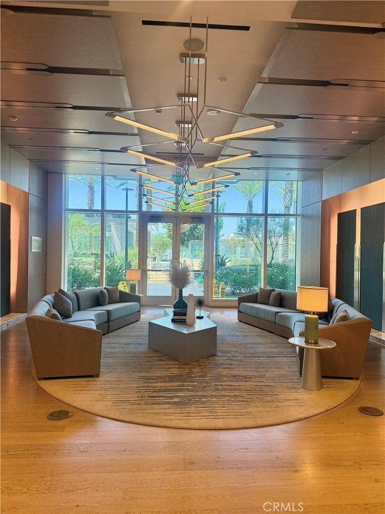 877 Francisco - Photo 14