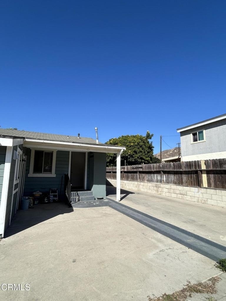 144 El Medio Street - Photo 12