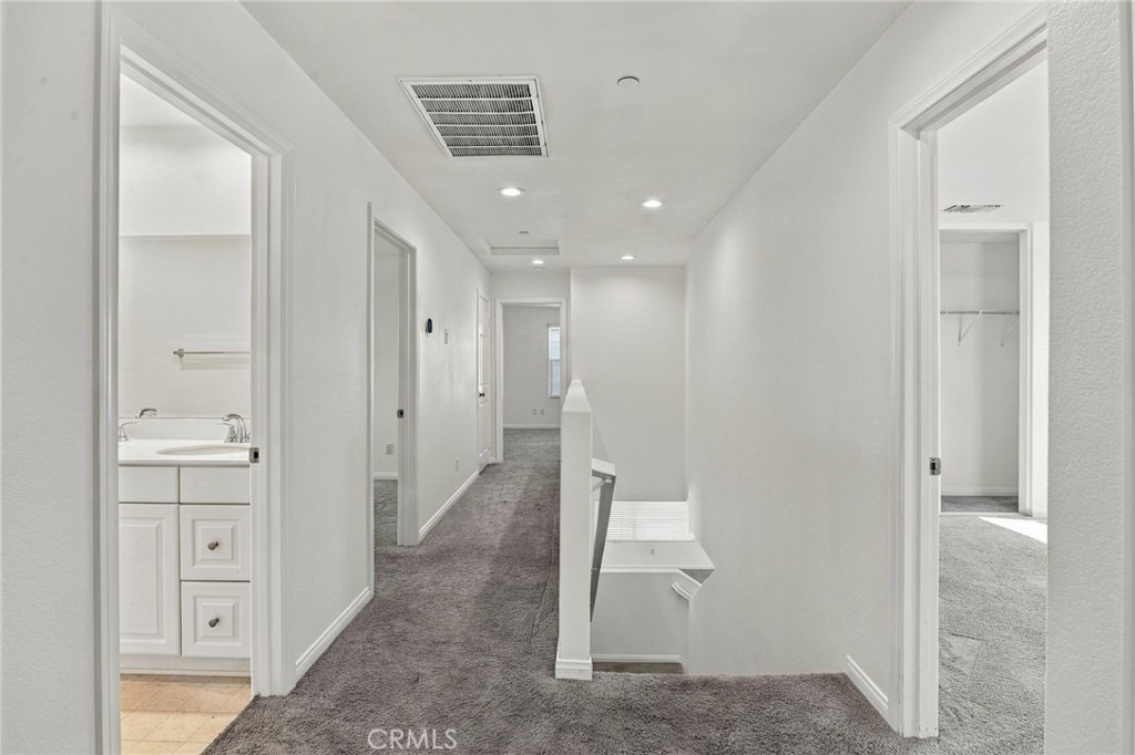 7726 Terra Manor - Photo 8