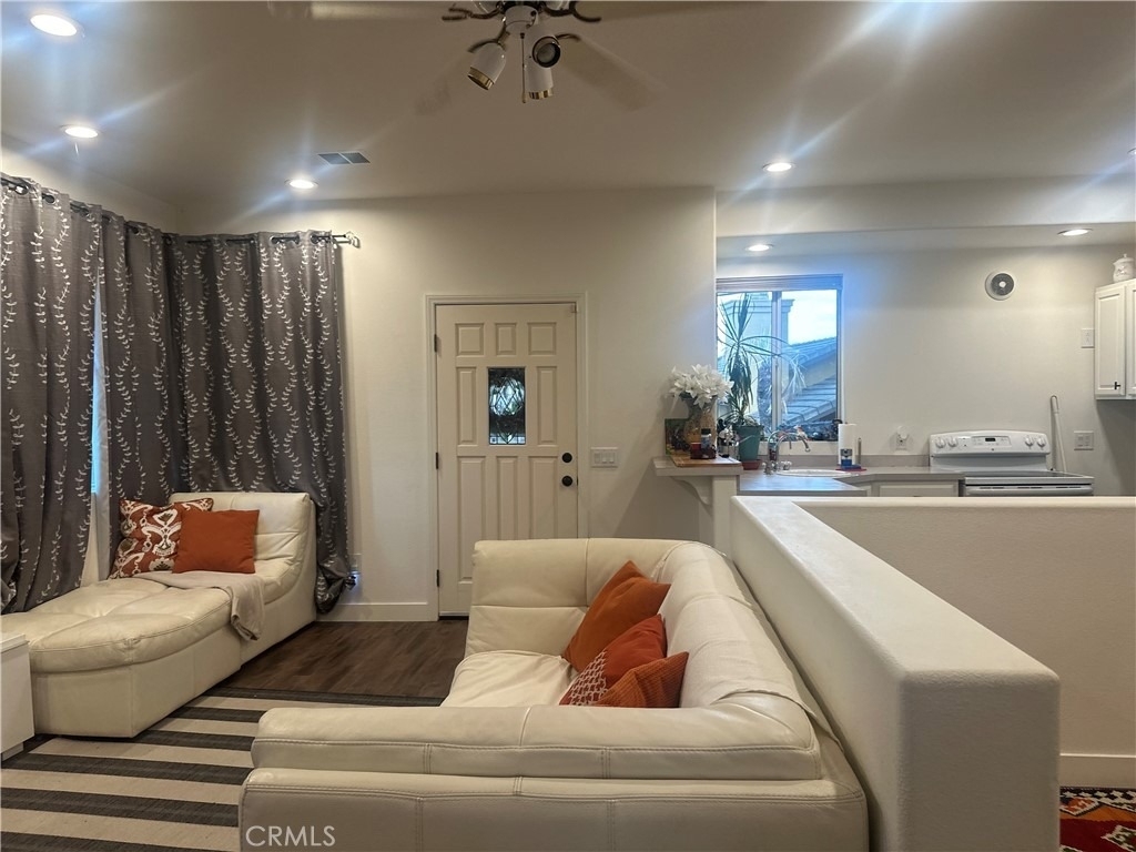 1145 Sea Larke - Photo 4