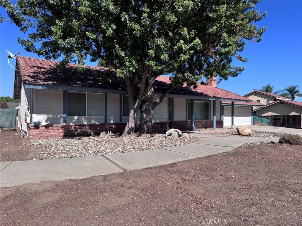15730 Alvarado Street - Photo 1