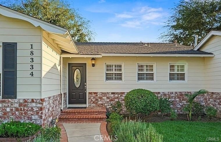 18334 Los Alimos Street - Photo 3