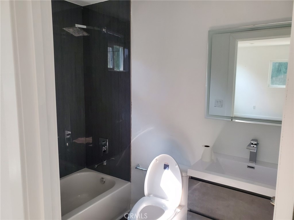 23041 Erwin - Photo 17