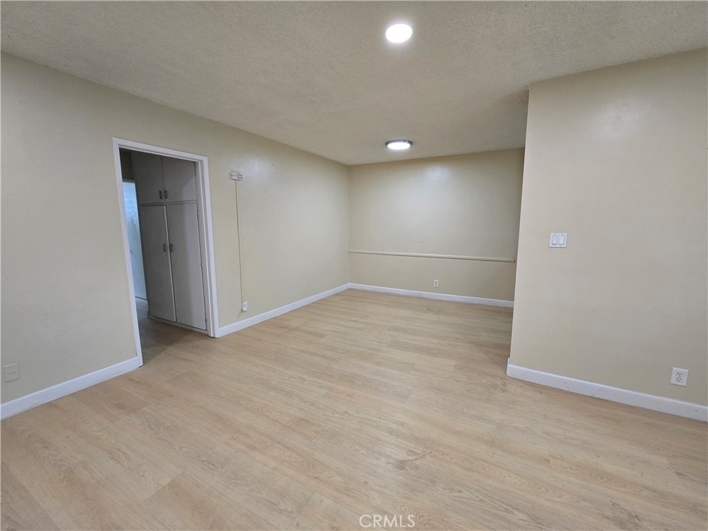 1216 N Formosa N - Photo 3