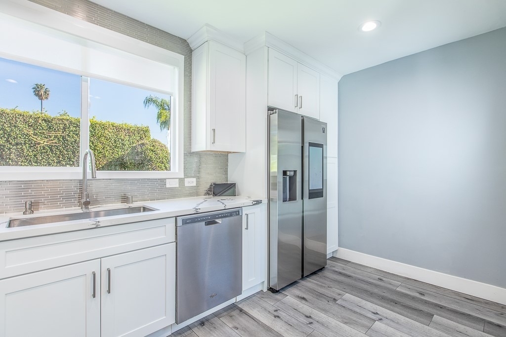 1207 Greenacre Avenue - Photo 8