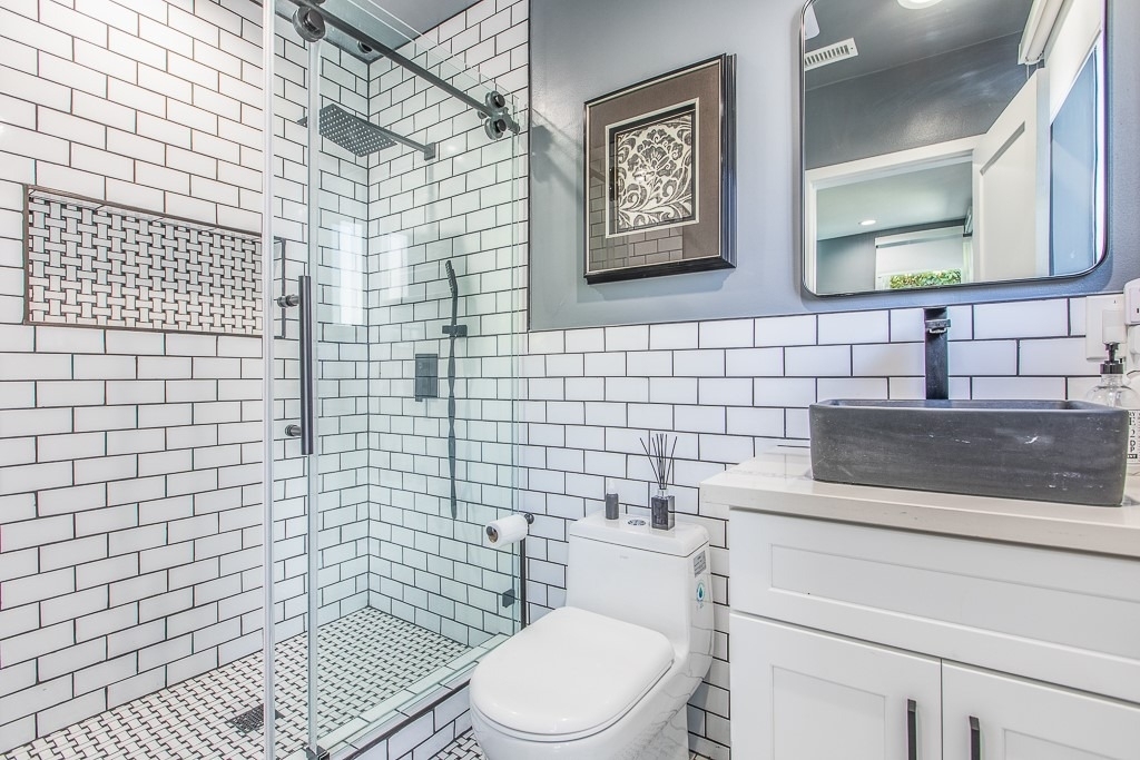 1207 Greenacre Avenue - Photo 12