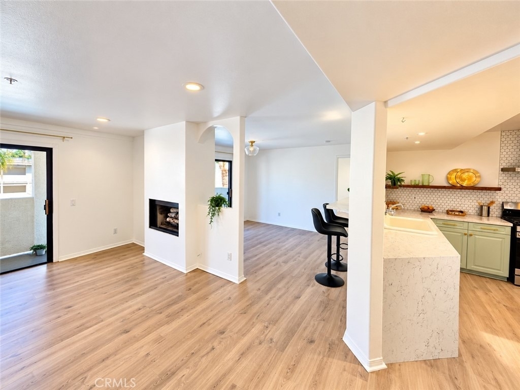 17735 Kinzie - Photo 4