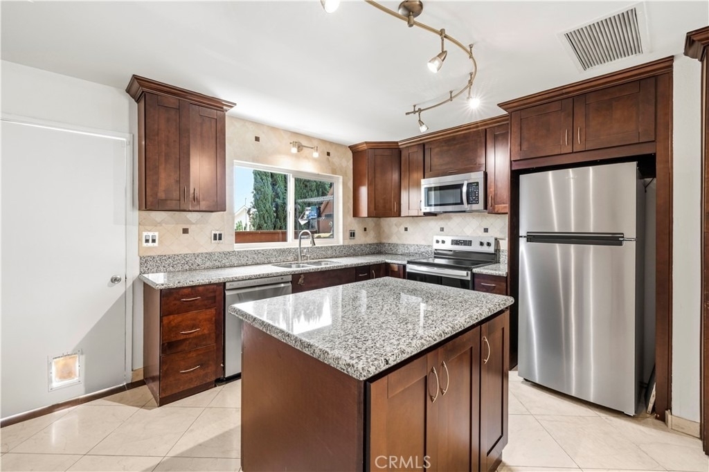 7320 Lennox Avenue - Photo 3