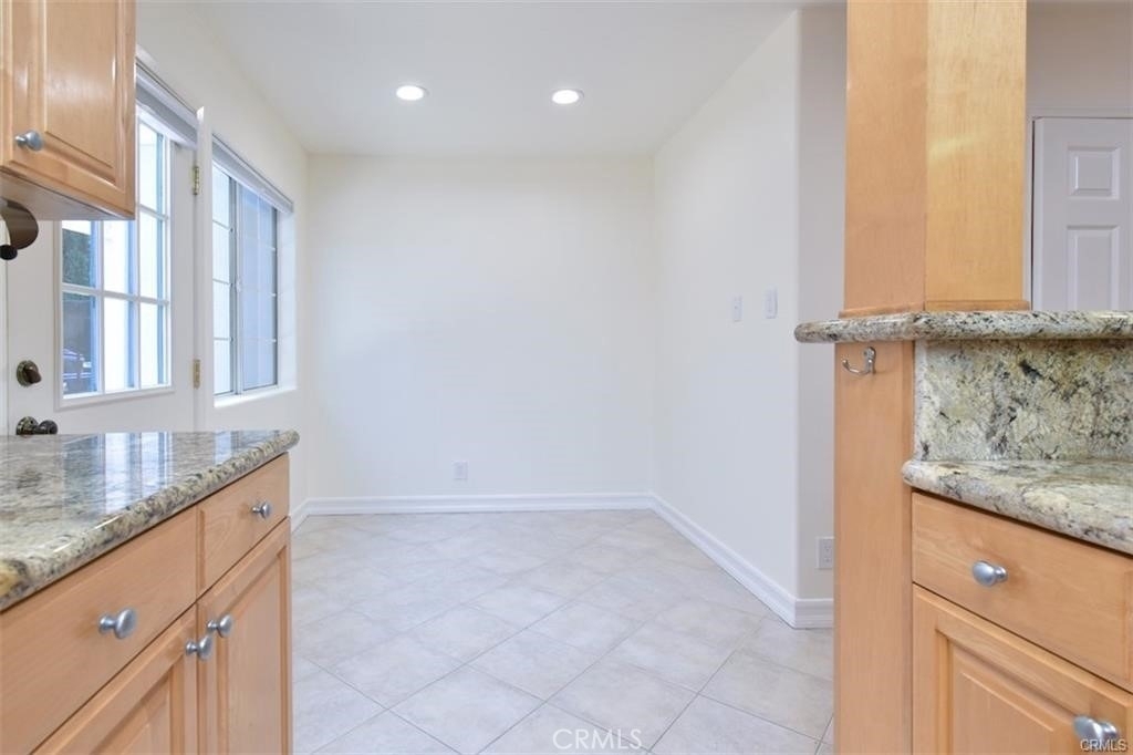 23937 Pentland Way - Photo 11