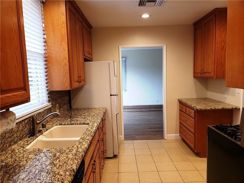 22436 Avenue San Luis - Photo 3