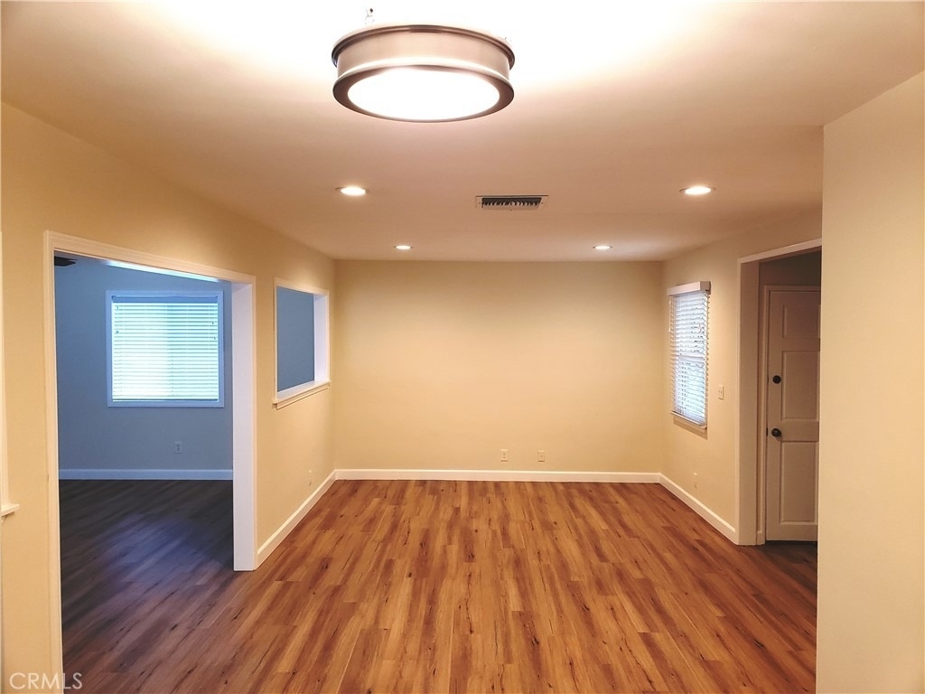 22436 Avenue San Luis - Photo 2
