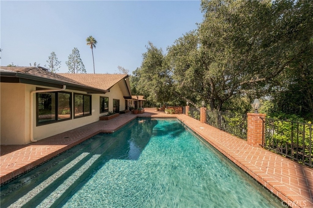 17449 Sumiya Drive - Photo 20