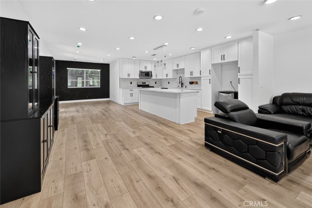 7940 Atoll Avenue - Photo 9
