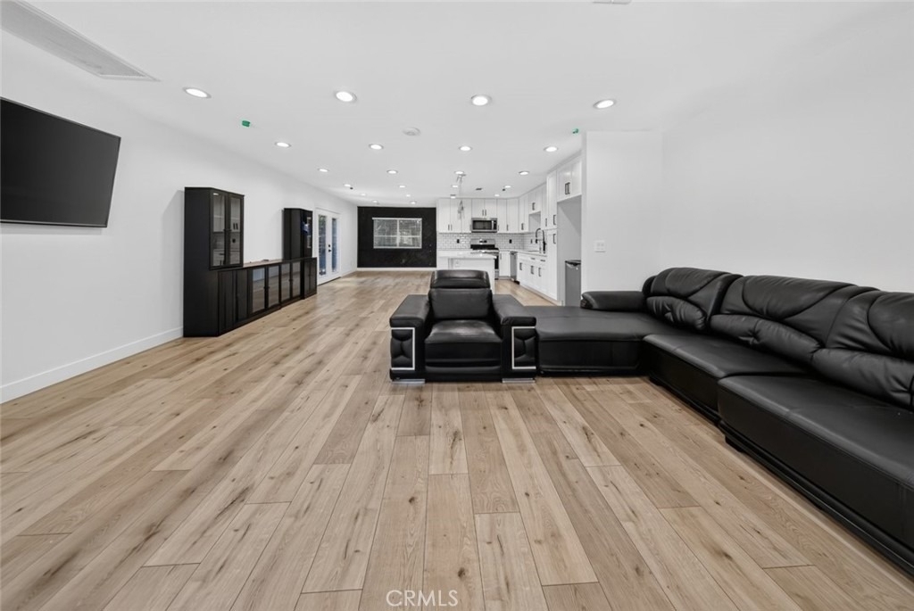 7940 Atoll Avenue - Photo 7