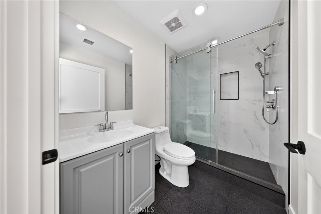 7940 Atoll Avenue - Photo 33