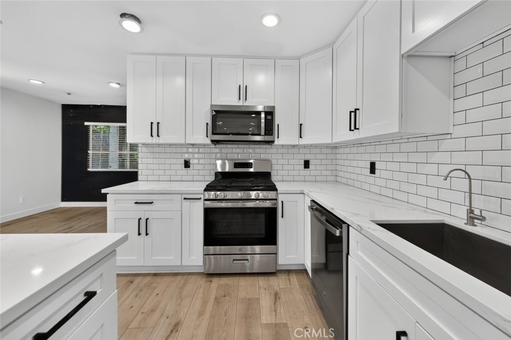 7940 Atoll Avenue - Photo 14