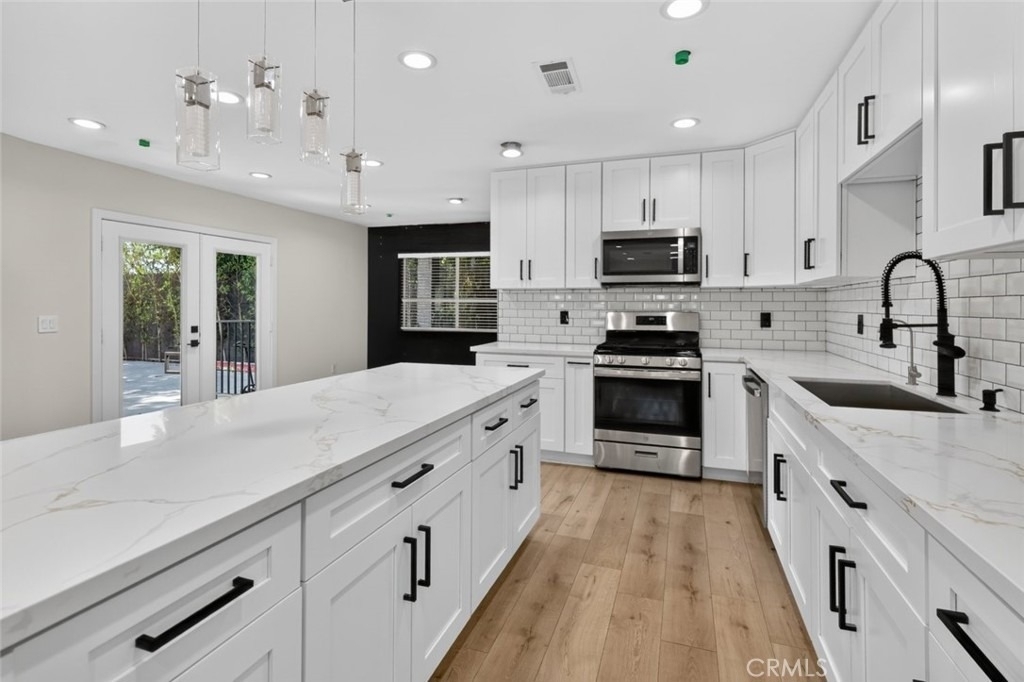 7940 Atoll Avenue - Photo 13