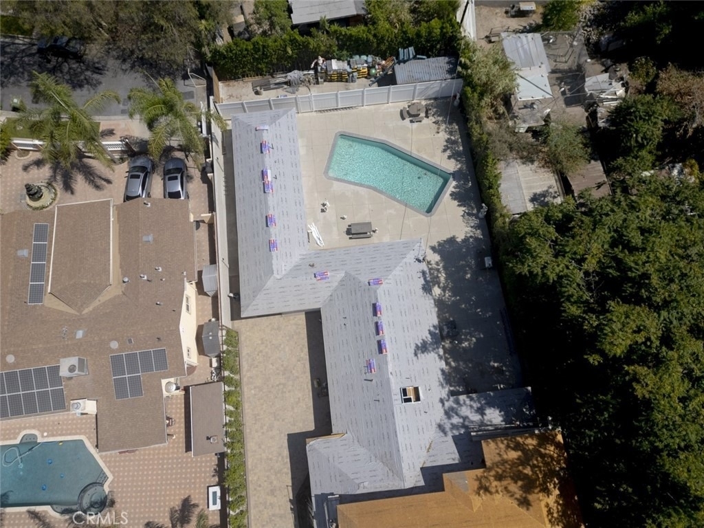 7940 Atoll Avenue - Photo 3