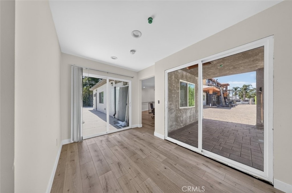 7940 Atoll Avenue - Photo 28