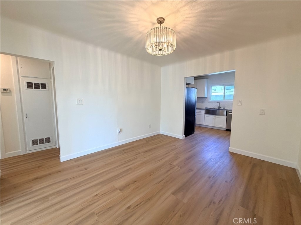 10318 Burin Avenue - Photo 5