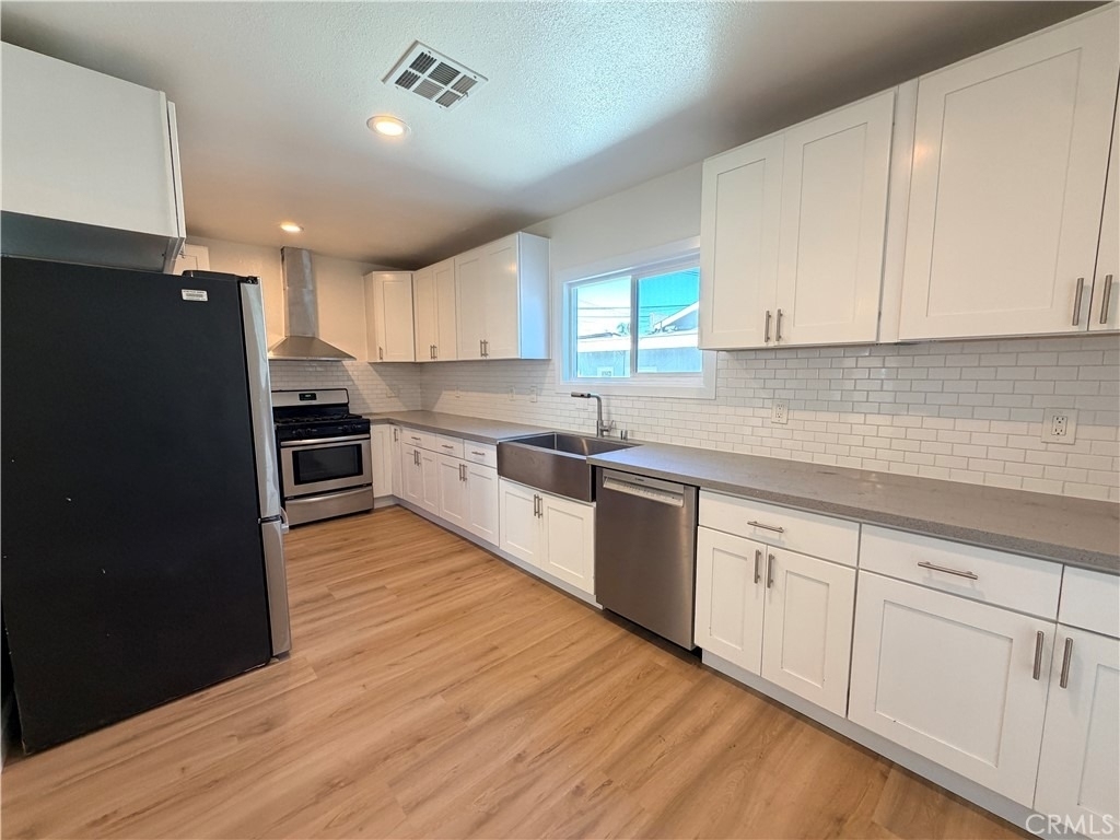 10318 Burin Avenue - Photo 18
