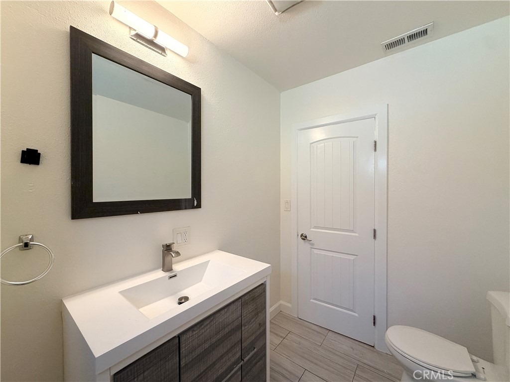 10318 Burin Avenue - Photo 11