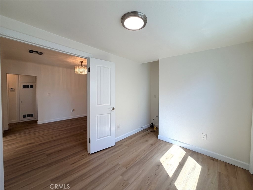 10318 Burin Avenue - Photo 7