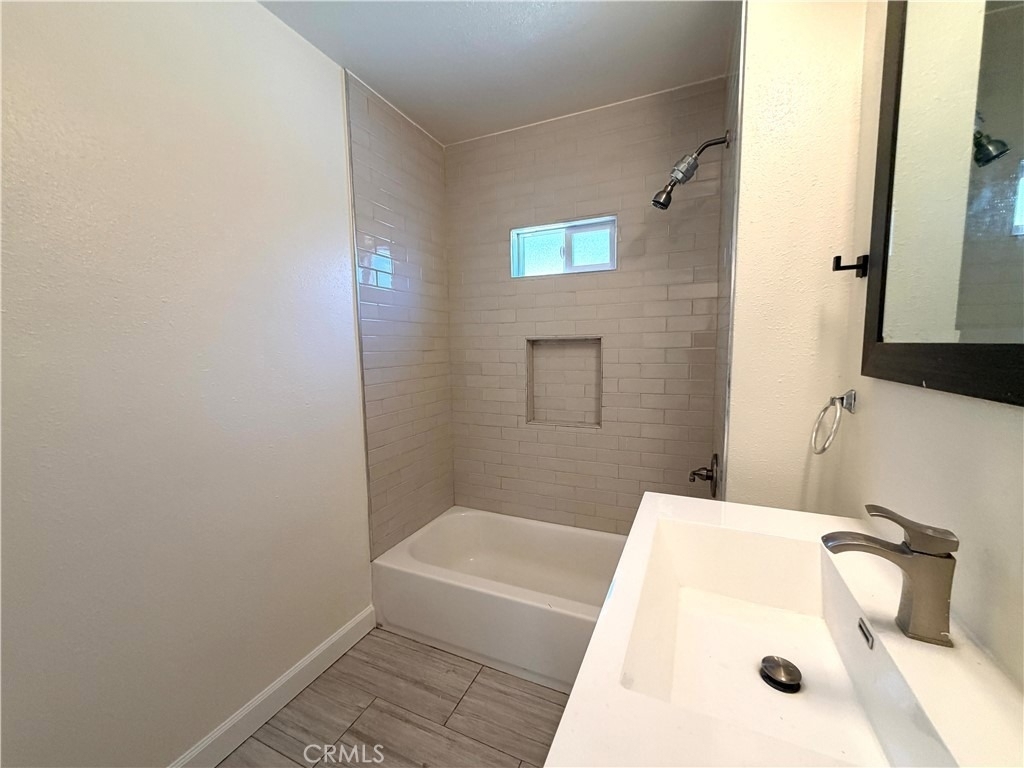 10318 Burin Avenue - Photo 10