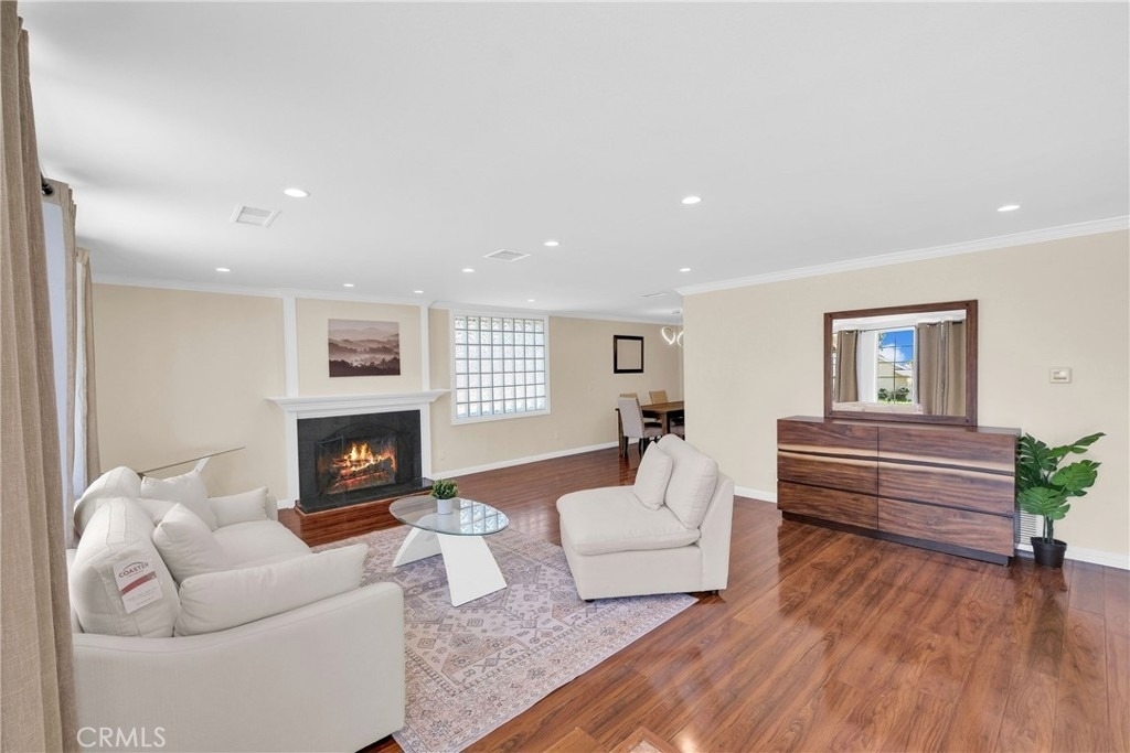 344 S Frankfurt Avenue - Photo 2