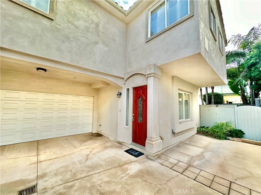 2222 Rockefeller Lane - Photo 1