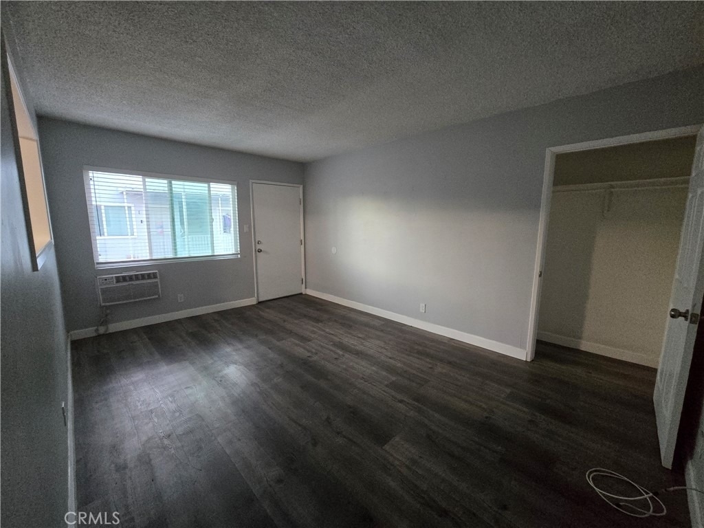 10813 Elliott - Photo 6