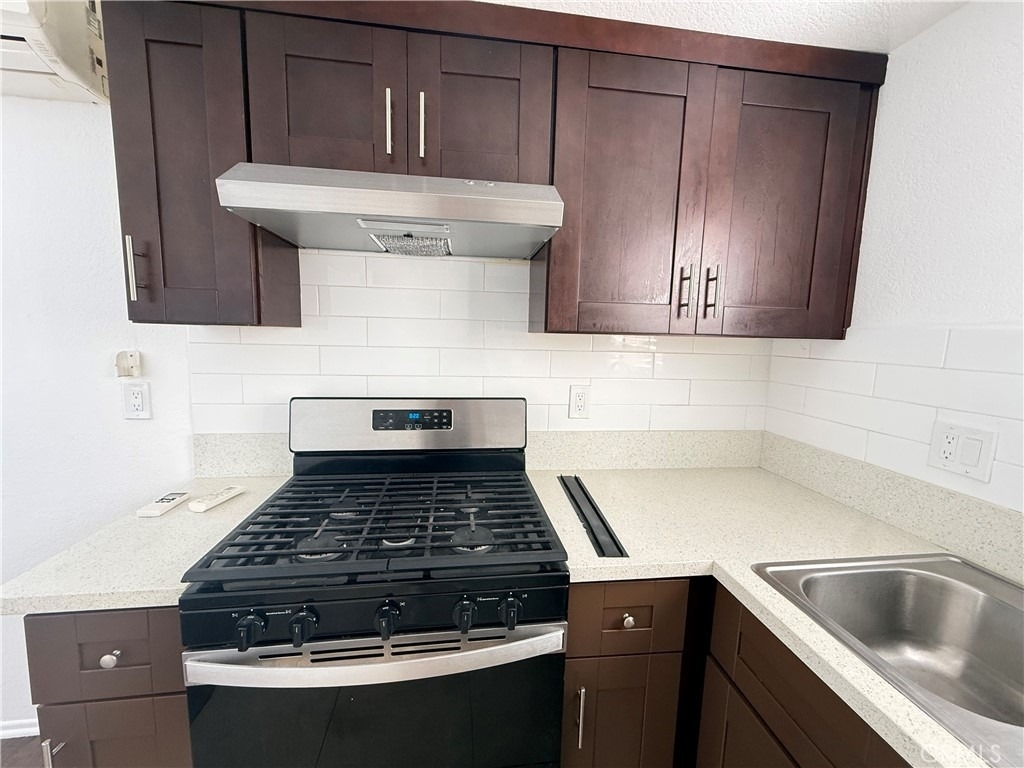 4228 W 129th - Photo 4