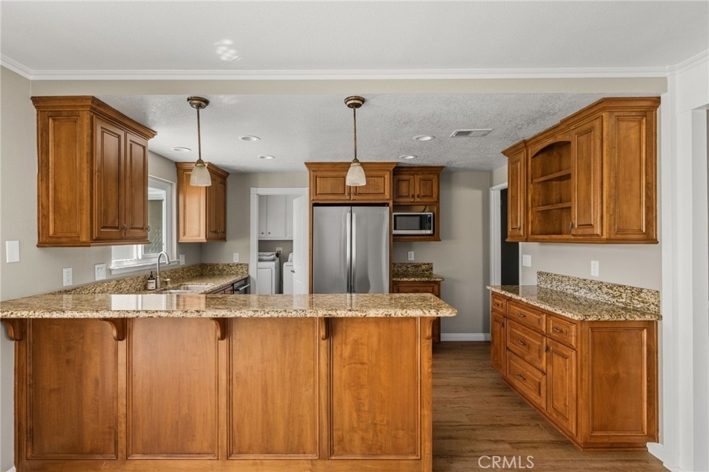1046 E Chalynn - Photo 9