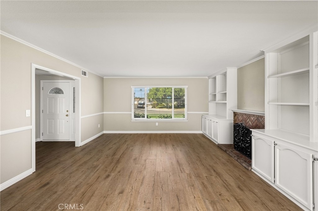 1046 E Chalynn - Photo 3