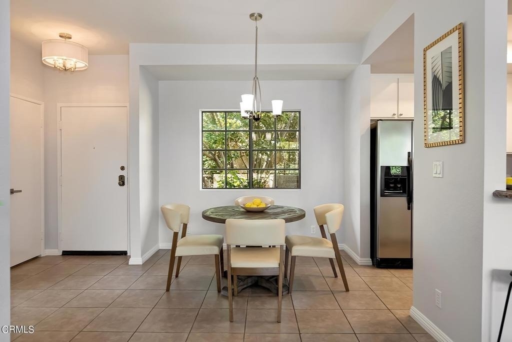 221 S Oak Knoll Avenue - Photo 7