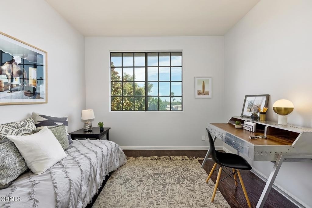 221 S Oak Knoll Avenue - Photo 24