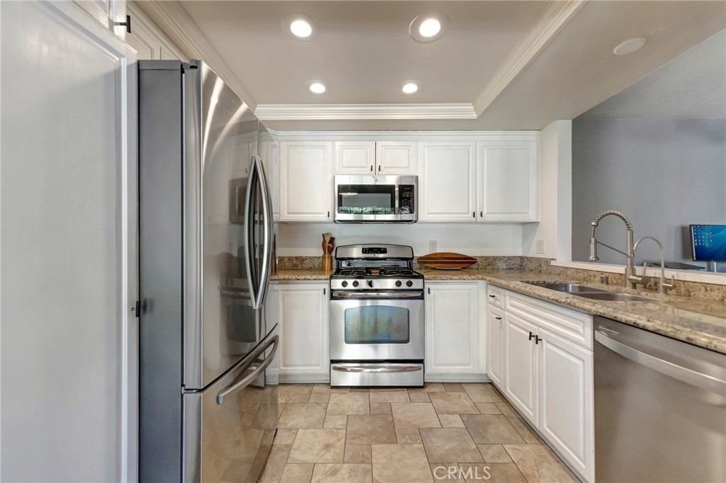 18571 Edgebrook Lane - Photo 14